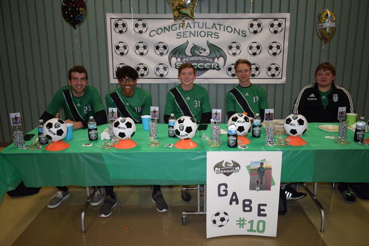 alexbrasky's tweet photo. This year’s Pembroke Boys Soccer Senior Recognition night started with a trip to the emergency room. One of the seniors, Gabe Johnson, had to have emergency surgery on the night before so the rest of the seniors stopped to visit him before kickoff #BiggerThanSports #FutbolFam https://t.co/2zNNLhy6RA