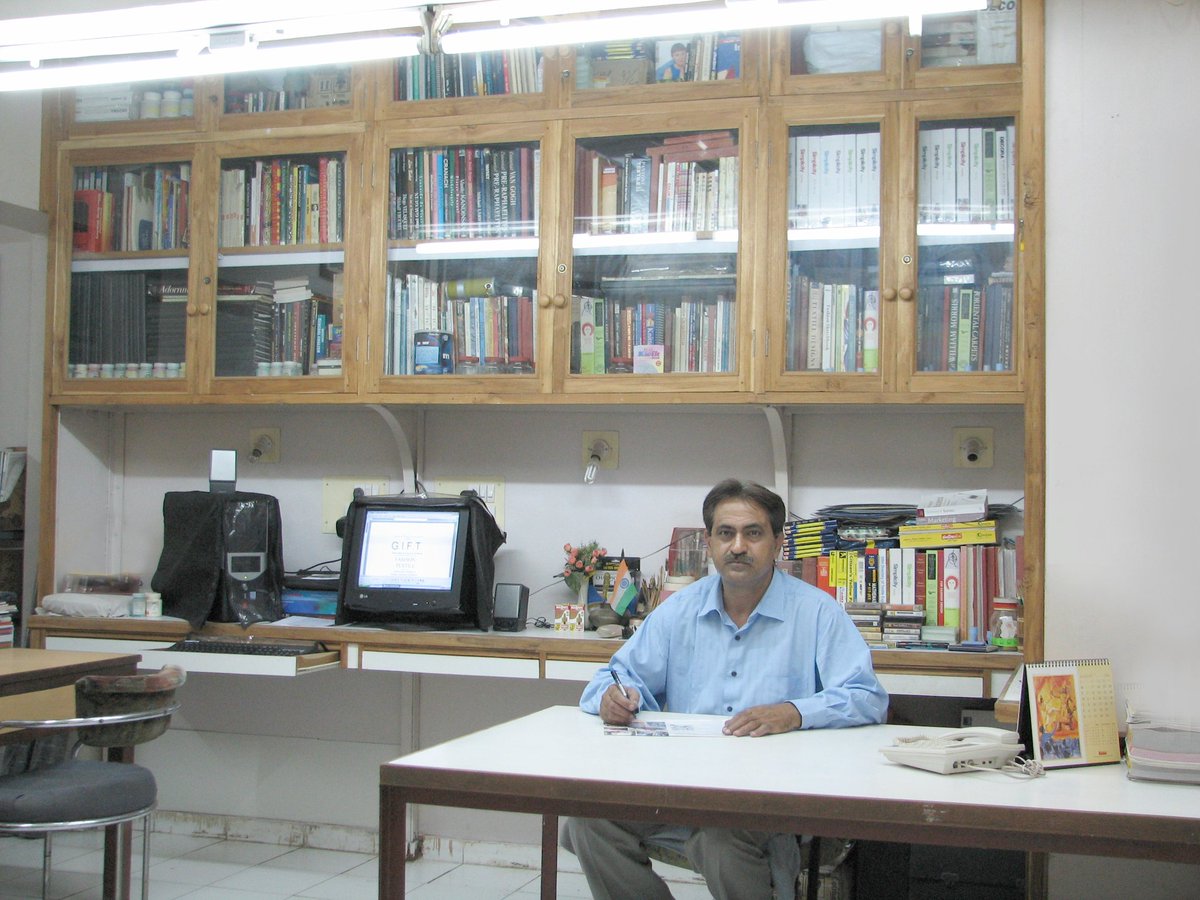 Profkhalid's tweet image. Today #designeducation is known by name otherwise subjectively  known #instituteofdesign are not visible in internetSurfing in world searchLike #instituteoftextile #instituteoftextiledesign #instituteoffashion #instituteoffashiondesign #instituteoffashionandtextile #gift seenWhy?