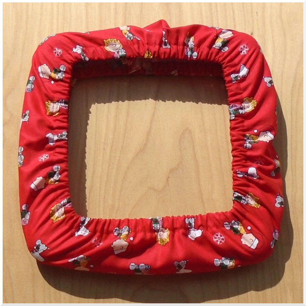 MaggiesMinders's tweet photo. New Holiday designs have been added to my #etsy shop: Q-Snap Grime Guard - made with Peanuts Holiday fabric (Size options available) https://t.co/qnOavfoAf7 #art #fiberart #red #christmas #qsnapcrossstitch #qsnapgrimeguard #qsnapcover #countedcrossstitch #snoopy https://t.co/koglnQ4W9w