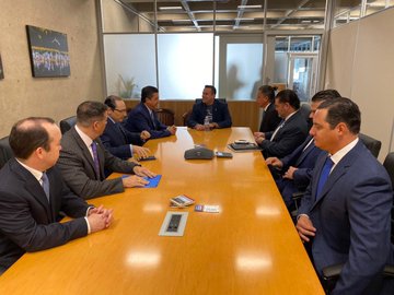 View image on Twitter