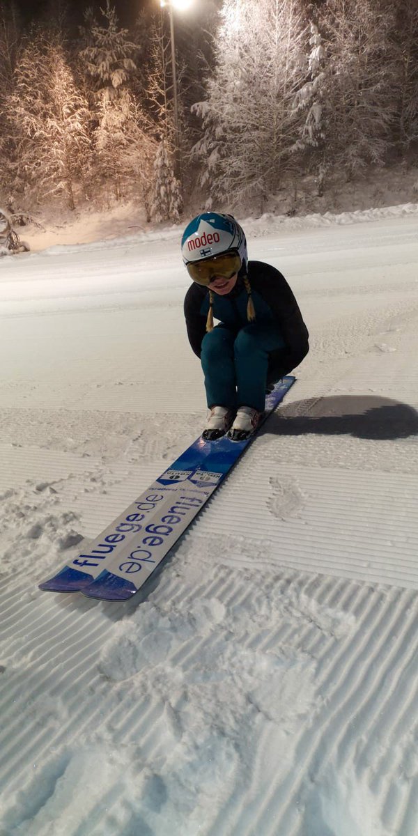 First jumps on snow🤩 hill is good shape as always ❄️👌🏽 #home #Ounasvaara #skijumping #skijumpingfamily