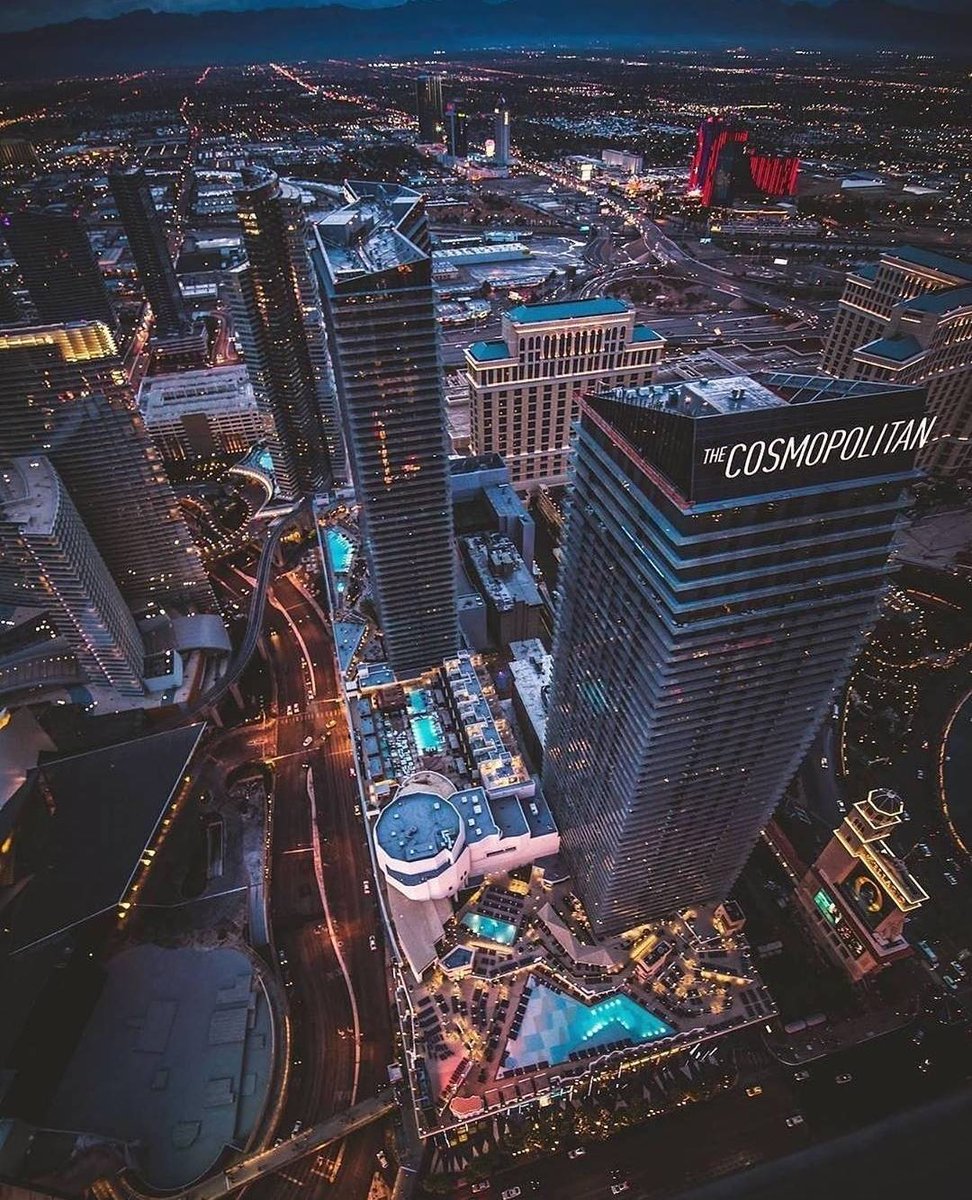 TotalVegasVIP's tweet image. The Cosmopolitan Las Vegas one of our favorite places to stay. Contact us for all the best hotels deals..