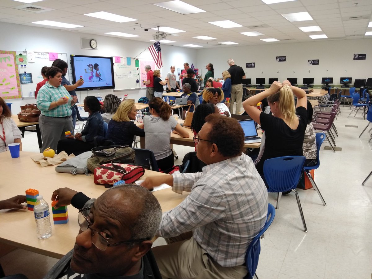 GussieSakowicz's tweet image. Hi-tide teachers are innovative and techy. Thank you Ms. Navarro @PREPWORKS @nearpod and @LEGO_Education @geogeekjones @laylah for visiting the MBSH professional development sessions today!  @mariatrod664 @bccespedes #accelerationcoach #acceleratingexcellence2020