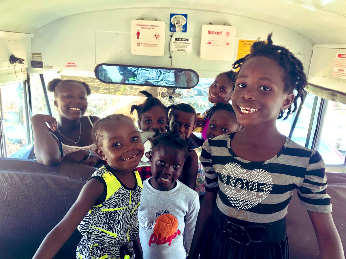 These kids lived on this school bus for days after #HurricaneDorain & and lost everything they own. Yet they are all smiles. That’s #MondayMotivation for us! #BahamasStrong
