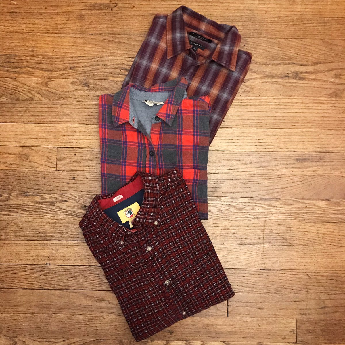 Just stocked up on #flannels <a href="/rinkgallery/">Rink Gallery</a> !!  🐏🏕🐏 #movieprop #therinkokc #autumn #90sfashion #vintageclothing #vintageflannel #flannelseason