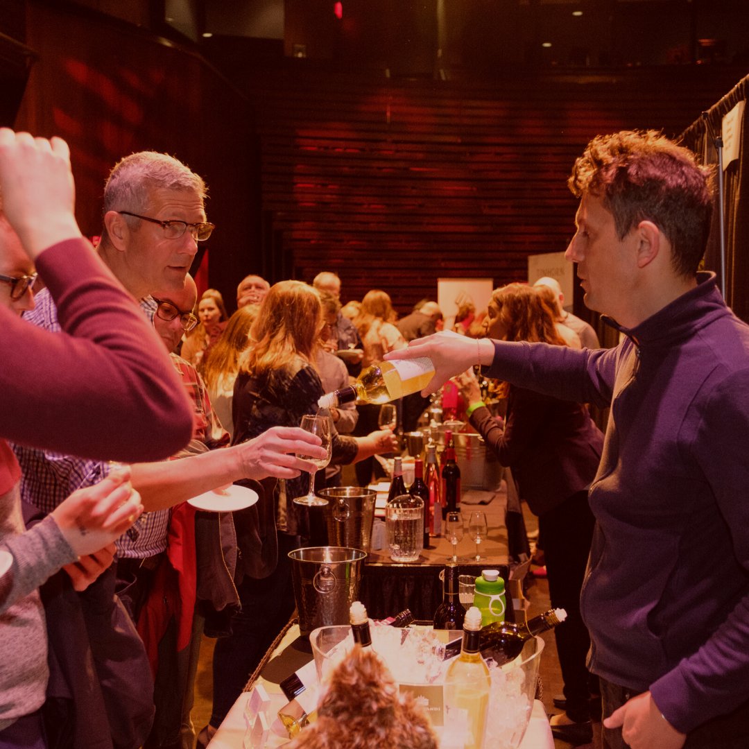 WestCoastExp's tweet photo. People say laughter is the best medicine, but wine is a close second. 
Stay tuned for news about more upcoming #WineFests! https://t.co/XCxMqA4LRV