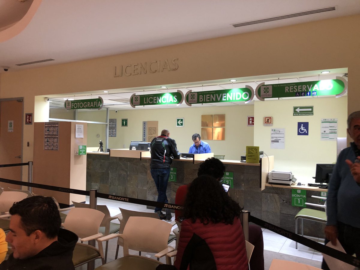 Y los demás apá ? Desayunando <a href="/VigimoviCDMX/">VigiMoviCDMX</a>