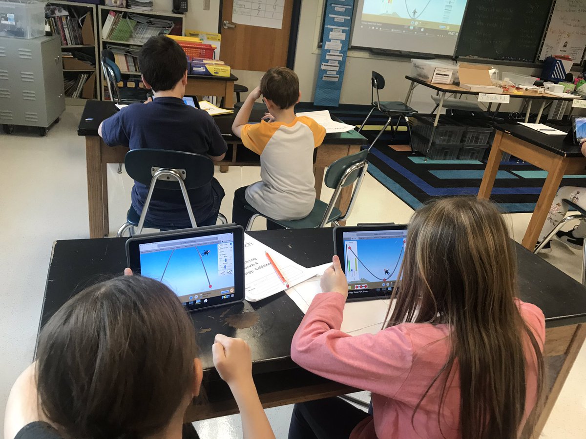 4th Grade engineers experiment with forces in a virtual physics lab! <a href="/SNIS_CT/">Sarah Noble School</a>