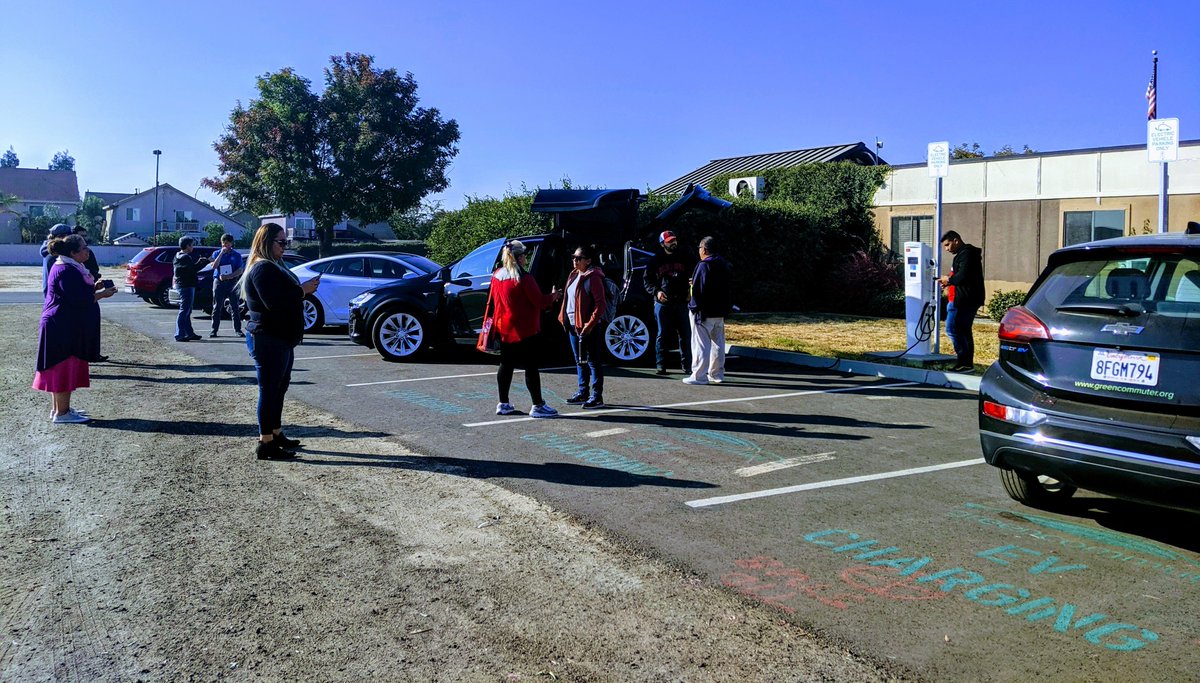 gogreencommuter's tweet photo. With @ValleyAir, we are working to reduce greenhouse gas emissions in disadvantaged communities like Delhi, California. Our charging stations and EVs are now available to Delhi and Merced County residents thanks to funding from the @CAClimateInvest https://t.co/gPUB78fU1V
