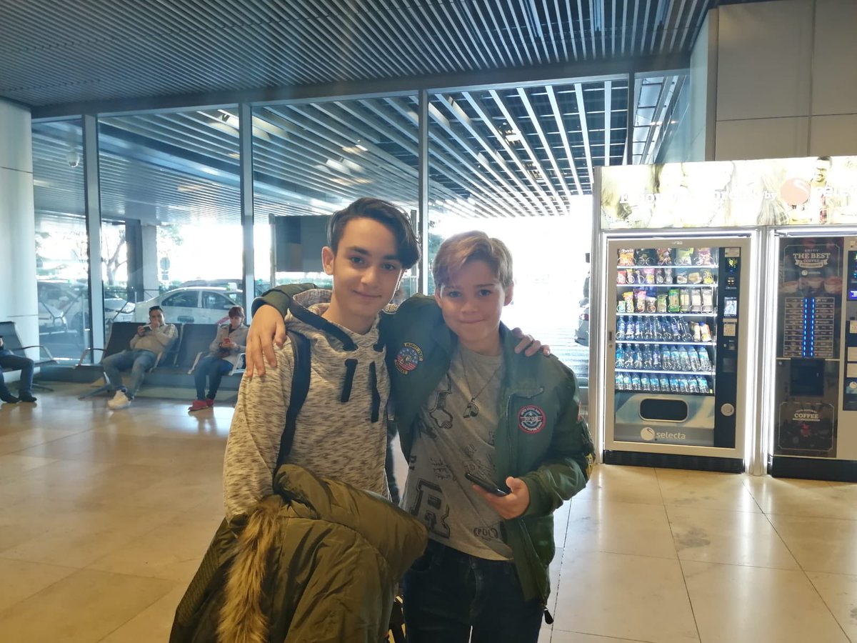 Analop_prof's tweet photo. Finally, here we are!!! ๐ฎ๐น๐ต๐น๐ท๐ด๐น๐ท ๐ญ๐ท #ErasmusPlus @sepiegob @HBSTORREJON Our trip starts: #StartEUup #STEP https://t.co/Rl3TktjUmo