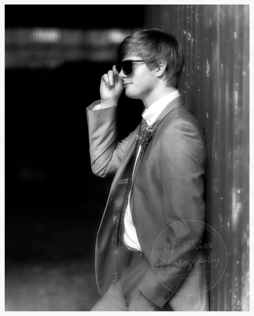 PhotoKisscouk's tweet photo. Orton Effect, beautiful creation of shadow and light. This picture has been taken on the farm last summer.

Alex the Groom looks really great in this special effect. 

#wedding #weddings #photographer #norfolk #norwich #engagement #engaged #photography https://t.co/bhOq3LW88l