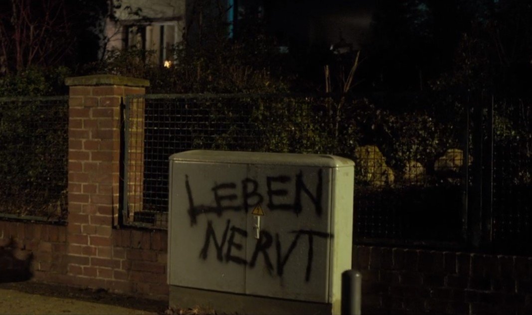 ZuVage's tweet image. #checkcheck