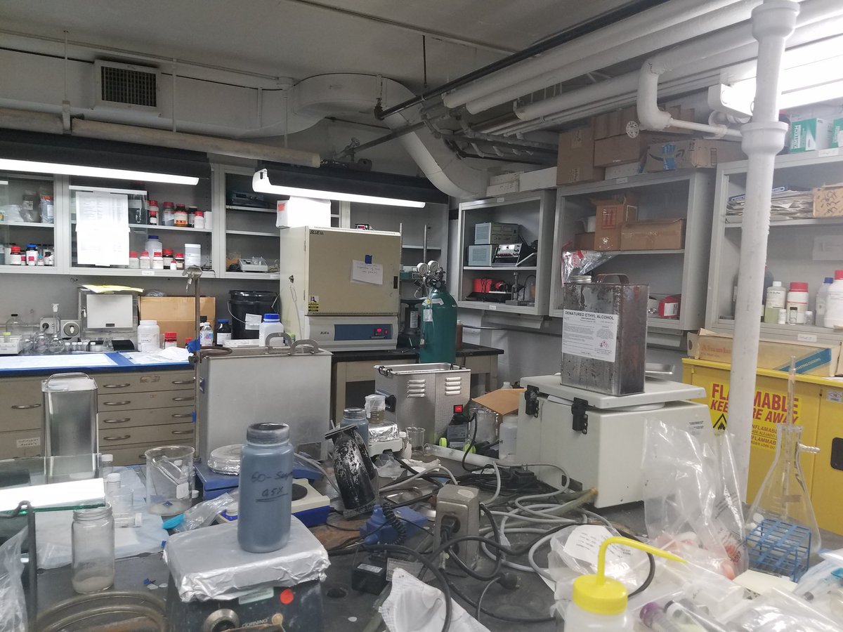 tnoginsky's tweet image. working on energy source research at Illinois Institute of Technology! @gbsstem @GBSEngineering #gbsnow #gbsengineering