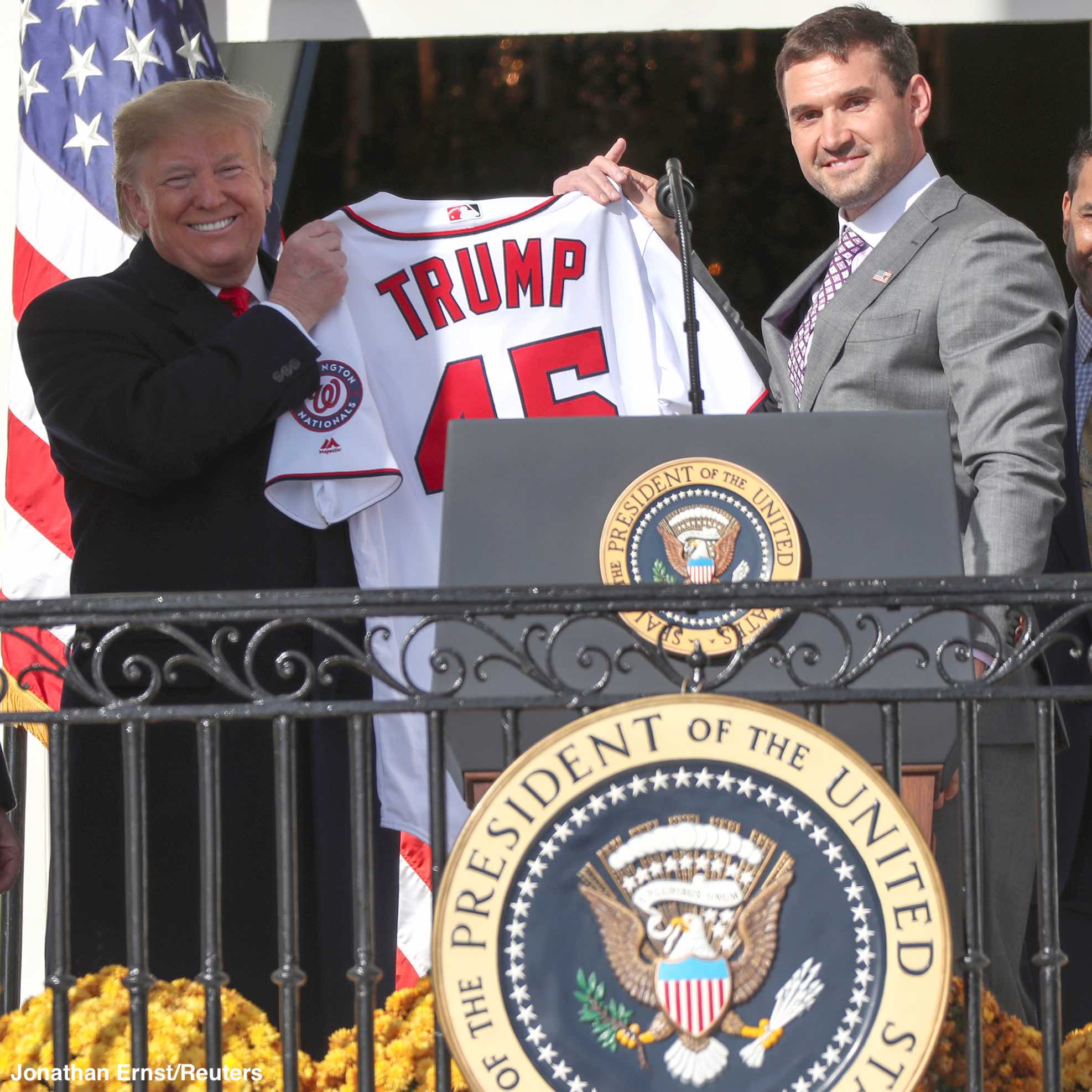 ABC News on X: Pres. Trump hugs Washington Nationals catcher Kurt Suzuki,  is presented a jersey by first baseman Ryan Zimmerman during a celebration  of the World Series champs at the White