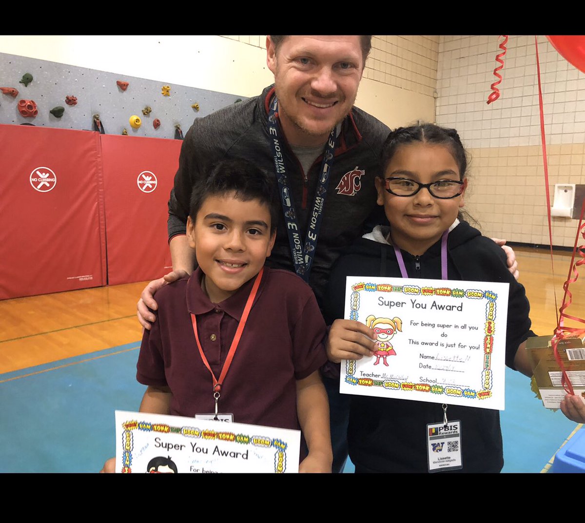 jffrymcc's tweet image. #heroofthemonth thanks Mr. Lednum for giving out my award while I was gone! She is been working so hard for the start of school! #schoolofheroes #MSSE #morrisschottelementary