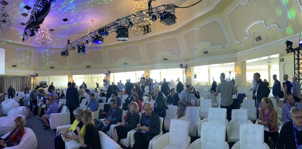 Florian van Hunnik tweet media