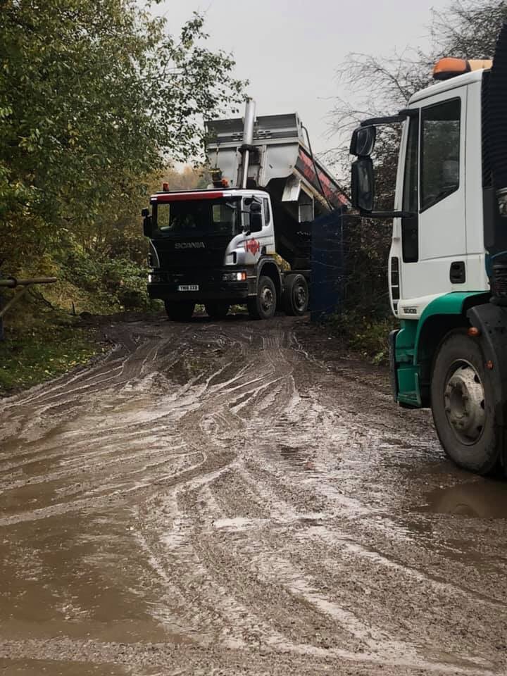 andyksheffield's tweet photo. Residents campaigning against the re-opening of a controversial contaminated former landfill site at Droppingwell Road in Rotherham alarmed today at heavy earth moving equipment on site. New owners Grange Landfill Ltd granted a permit in 2016 to re-start tipping by the @EnvAgency https://t.co/p7yUjjCzQm