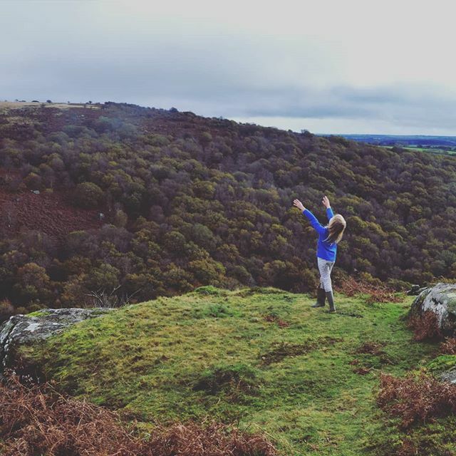 Embracing nature. Dartmoor is our shared spiritual place 💚
.
.
.
#dartmoor #vitaminn #fiftyshades_of_nature #storiesoftheeveryday #getoutside #1000hoursoutside #childrenseemagic #childhoodunplugged #candidchildhood #wildandfreechildren #purelyauthent… instagram.com/p/B4dVPp1gEG4/