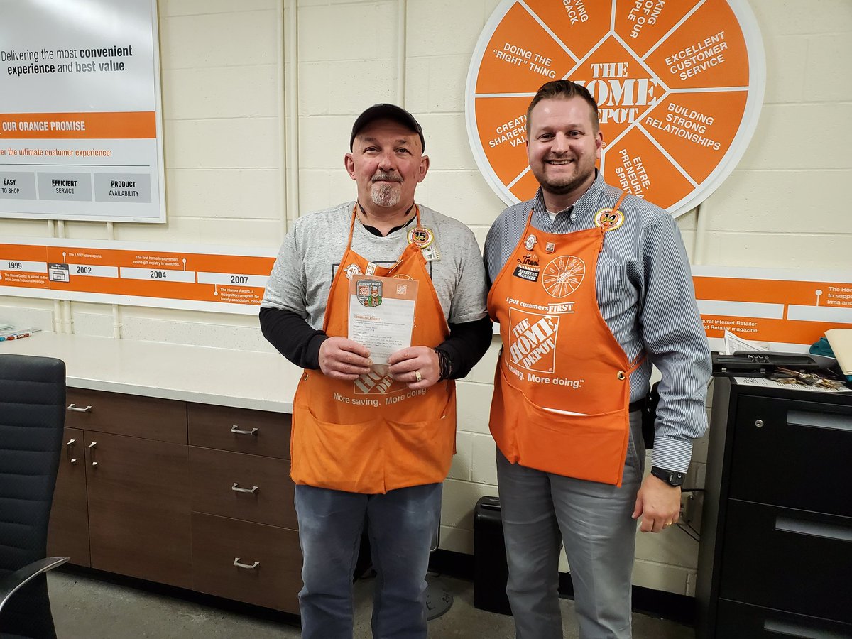 #recognition time in our staff meeting today at 2567 Hagerstown! Taking care of our customers and taking care of our store! Way to go Chris and Donnie! #LetsDoThis @thd0063 <a href="/Jayhut06/">Jason Hutson</a> <a href="/OrrinBurkett/">Orrin Burkett</a> @watlock5 <a href="/RebeccaTHD/">Rebecca Carroll</a> <a href="/MichaelSFrye2/">Mike Frye</a> <a href="/thd2567/">Debbie Smith</a>