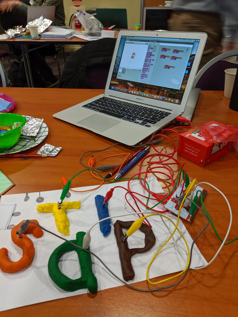 MarcSaffin's tweet photo. Using @makeymakey and @scratch to develop letter-sound relationships. #stem500 https://t.co/Wl4CTp1frA