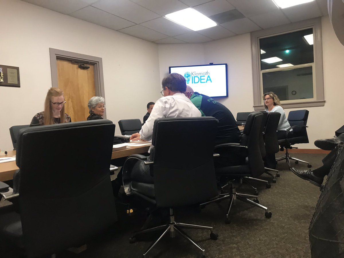 Looking to the future! Kat Rutledge, Klamath IDEA Leader, shares our 3-year strategy with Klamath Falls City Council and staff.