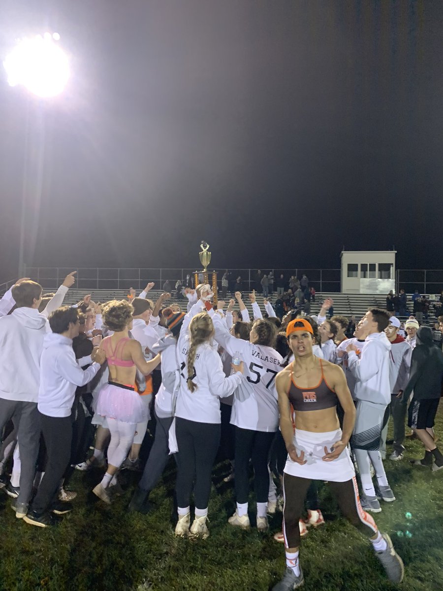 PerkValley21's tweet photo. YOUR JUNIORS ARE POWDERPUFF CHAMPIONS 22-21 OT THRILLER! Spirit week champs and powderpuff champs we remain as top dog in the valley! #ourhouse https://t.co/NulRLhPg4H