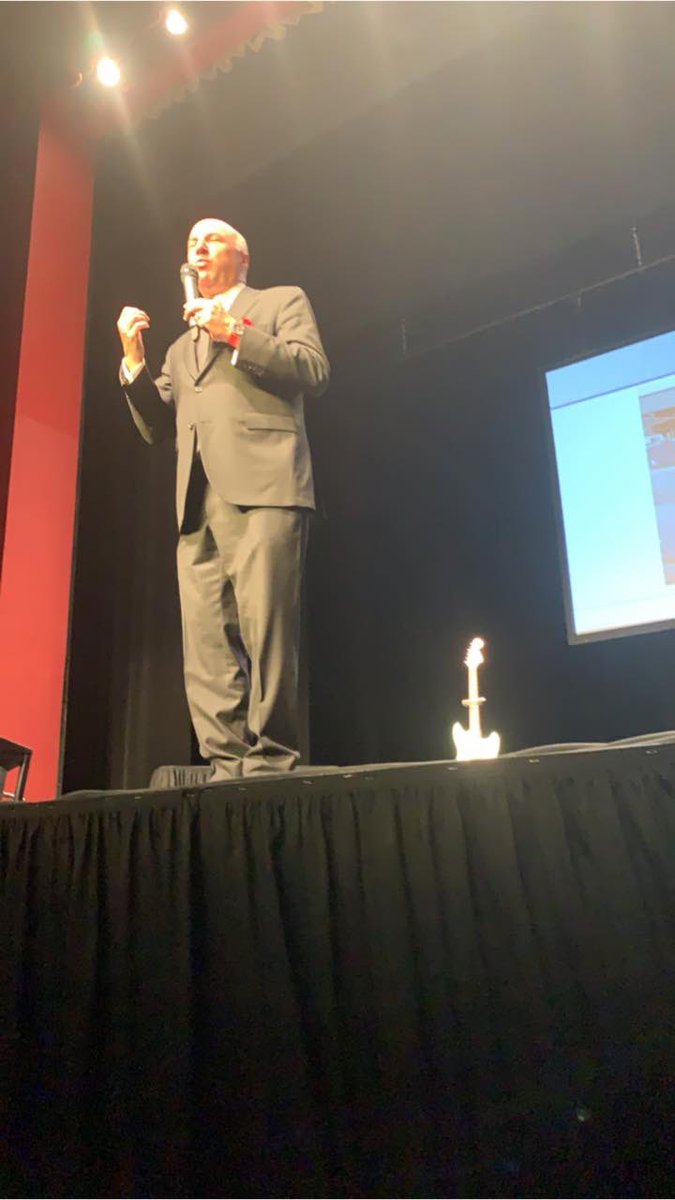 aMidLifeAwake's tweet image. Very excited to see @kevinolearytv Kevin O’Leary tonight!! One of my favorite @ABCSharkTank Sharks - speaking about wealth and financial freedom! 😊#KevinOnWealth #sharktank