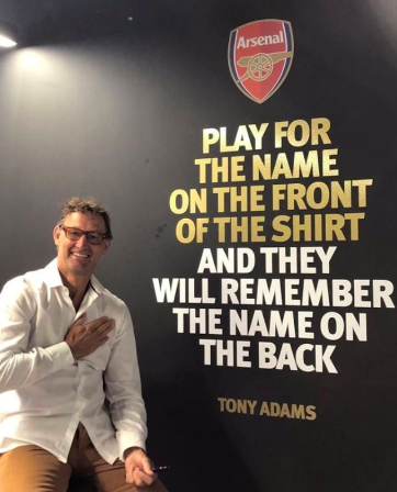 Mr Arsenal. ❤️ @TonyAdams