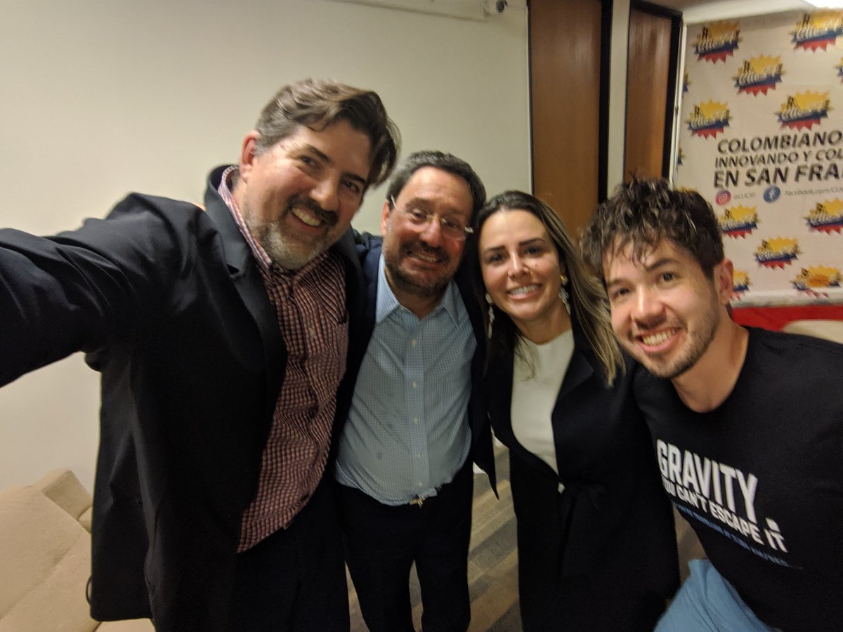 ragomusic's tweet photo. Comparto el video de la charla que tuvimos con el embajador de Colombia @PachoSantosC el pasado 15 de Octubre. Tocamos temas de ciencia, ingeniería y educación, y su papel como motores para el desarrollo económico  y la creación de empresas.  @clicsf1
https://t.co/j05m7KyPSz https://t.co/VaX7S7bNcZ
