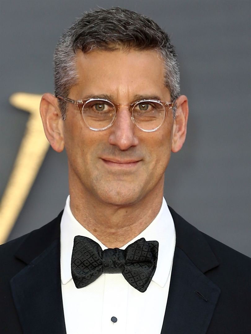 Sharpovic's tweet image. This american producer looks like a 45 years old Moroccan Djokovic