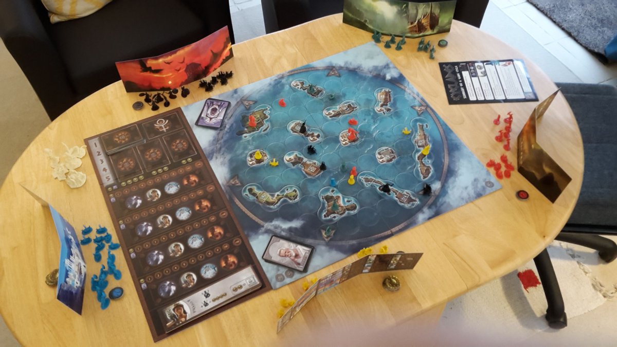 Beautiful images in #boardgames 98/100
#Cyclades by @AsmodeeNA, <a href="/EditionsMatagot/">Matagot</a>  Artist: Miguel Coimbra
 Designer: <a href="/LudovicMaublanc/">Ludovic Maublanc</a> <a href="/BDMontagnes/">bruno des montagnes</a> #cardart #beautiful #design #bgg #boardgames #tabletop