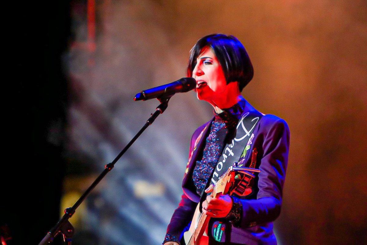 Sublime! Stunning! Scintillating! What a performance @ShakespearsSis @Siobhan_Fahey @marcelladetroit at @SheffCityHall tonight.
Full edits tomorrow here's a few straight from the camera as teasers!! ❤️😳
#ShakespearsSister #siobhanfahey #marcelladetroit