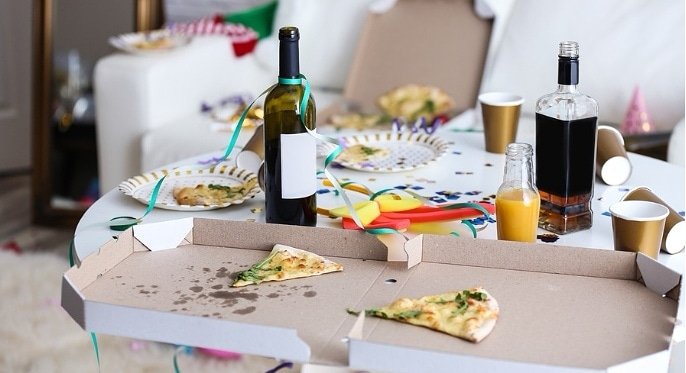 BTeelie's tweet image. Stock up on these items just in time for the holidays and you won’t have to worry about cleaning up, with these helpful home and kitchen cleaning essentials.

Read more here theteelieblog.com/2019/11/01/hol…

#teelieturner #teelieblog #holidaycleaning #cleanser #cleaninghacks