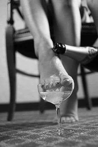 Worship!   #footfetish #feet  #Goddess #seductress #mistress https://t.co/xGsSuNOHr0<a href="/tag/footfetish"class="tags">#footfetish</a><a href="/tag/feet"class="tags">#feet</a><a href="/tag/goddess"class="tags">#Goddess</a><a href="/tag/seductress"class="tags">#seductress</a><a href="/tag/mistress"class="tags"><span>#mistress</span></a>