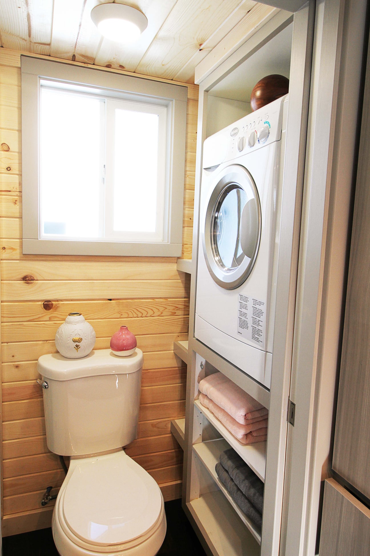 Tiny home outlet washer and dryer