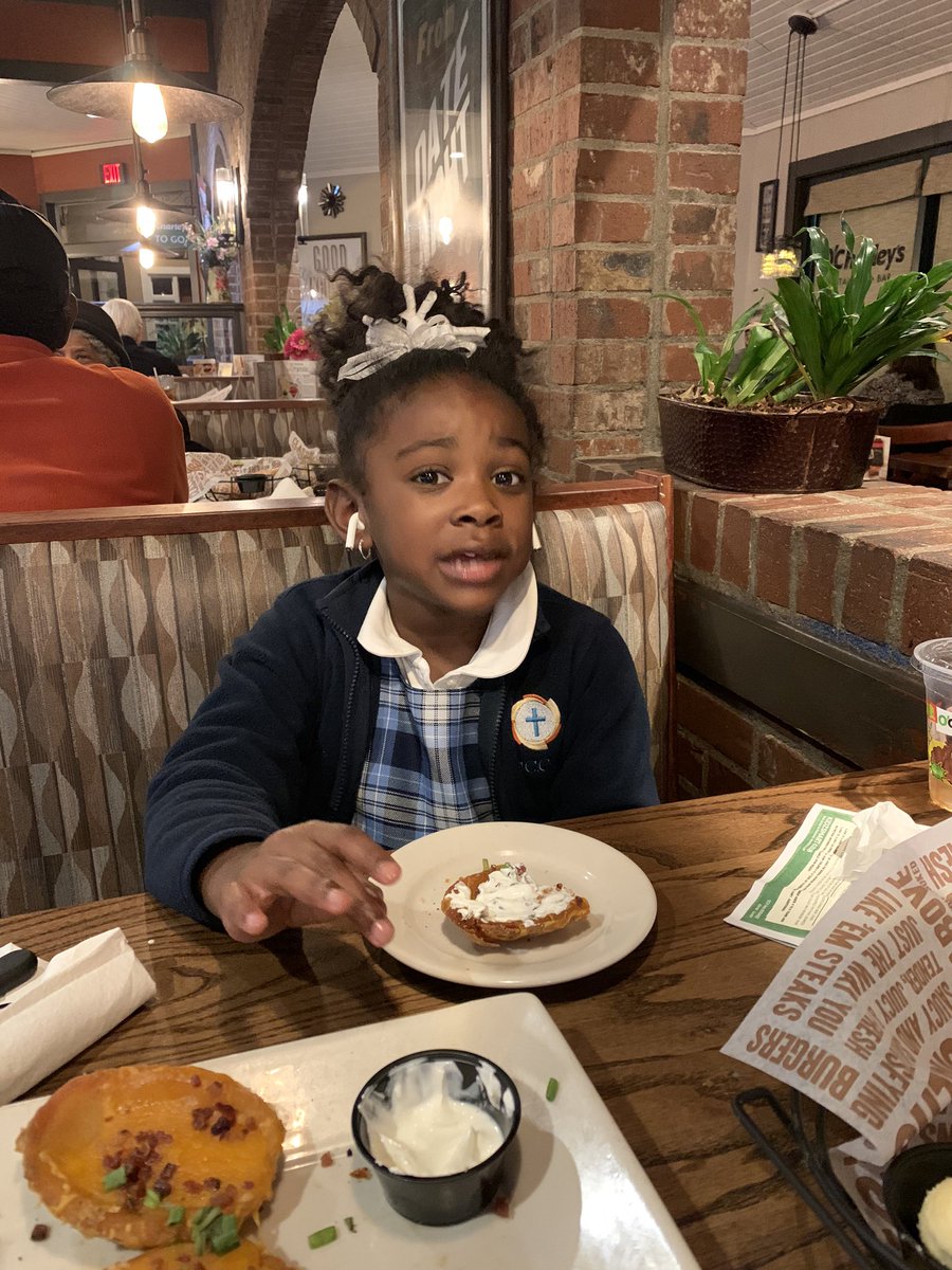 FrankW4people's tweet image. I’m so sleepy and this kid is explaining to me her study on asthma, and how caffeine stunts growth... then she goes Daddy for as much coffee as you drink how could your belly get that big? Ughhhhhhhhh! #getsonmynerves