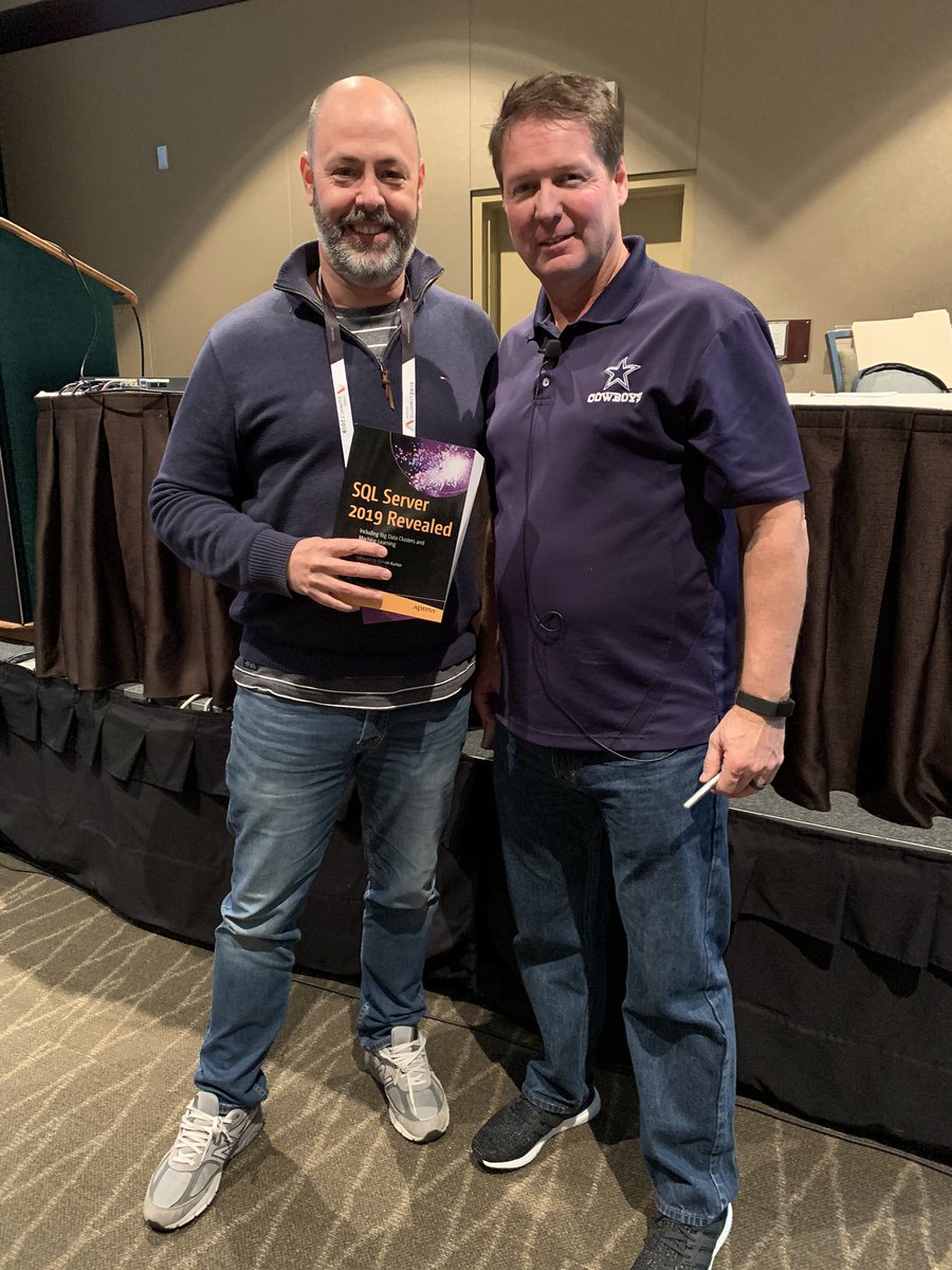 javier_vill's tweet image. Thanks @bobwardms for the awesome #sqlserver2019 workshop today at #PASSSummit . Thanks for the book