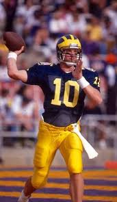 Happy 48th Birthday to former QB Todd Collins. 