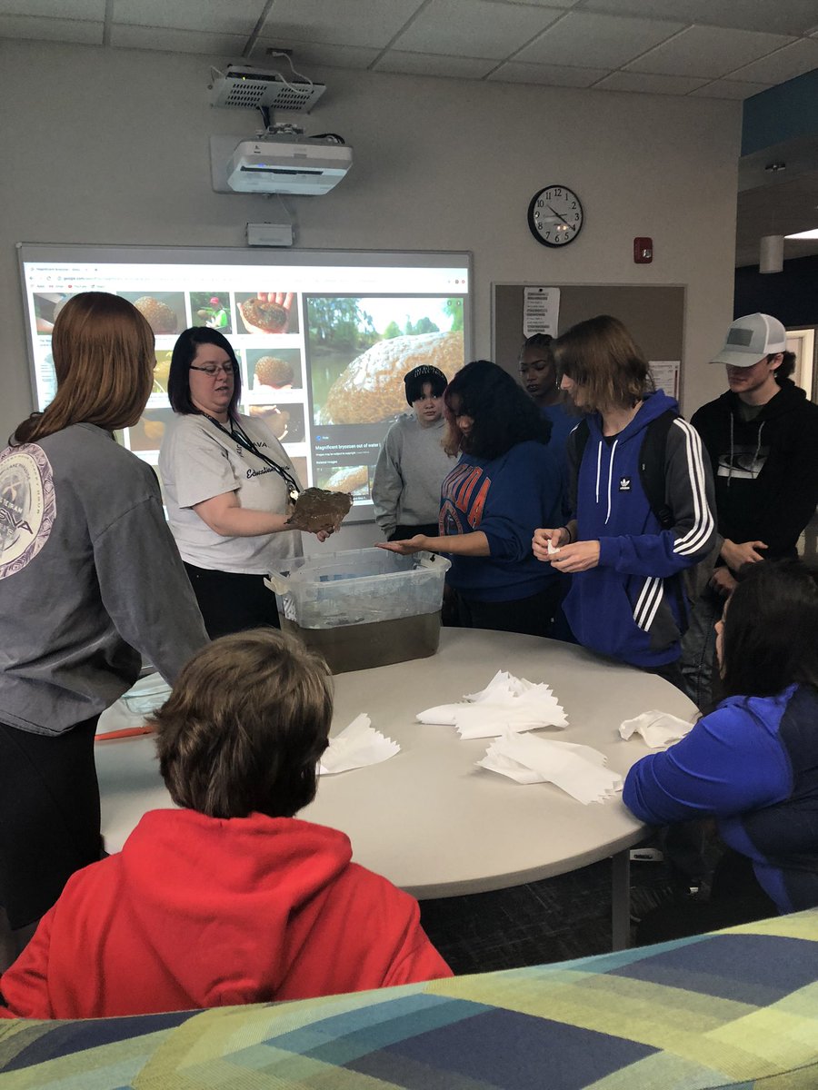 davidwbrown39's tweet photo. FABULOUS 1st day of Q2 @Bridges_ALC. FABULOUS. @isd719 @PLHSCounselors @PLSAS_Olson @MrMartinium @PLSAS_Serefeas @EdinaEast78 @DrTStaloch @jholmberg1 @PLSEA719 @DanDredwards #RelationshipsMatter https://t.co/ERoh0Me0RB