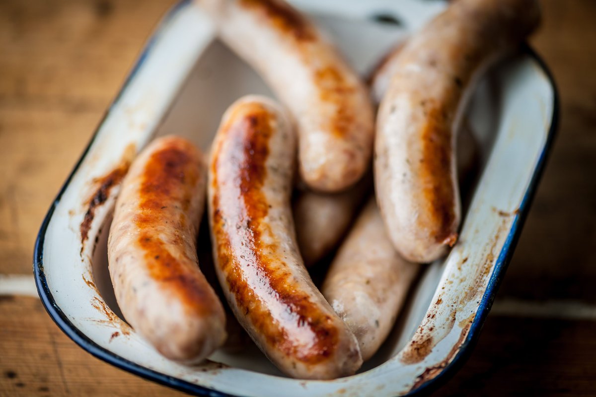 KernowSausageCo's tweet photo. Have you got your bangers in?
#HappyBonfireNight #FifthNovember #GuyFawkes #CornishBangers #KernowSausageCo #LiveItWithUs https://t.co/H0BPVYyOjK