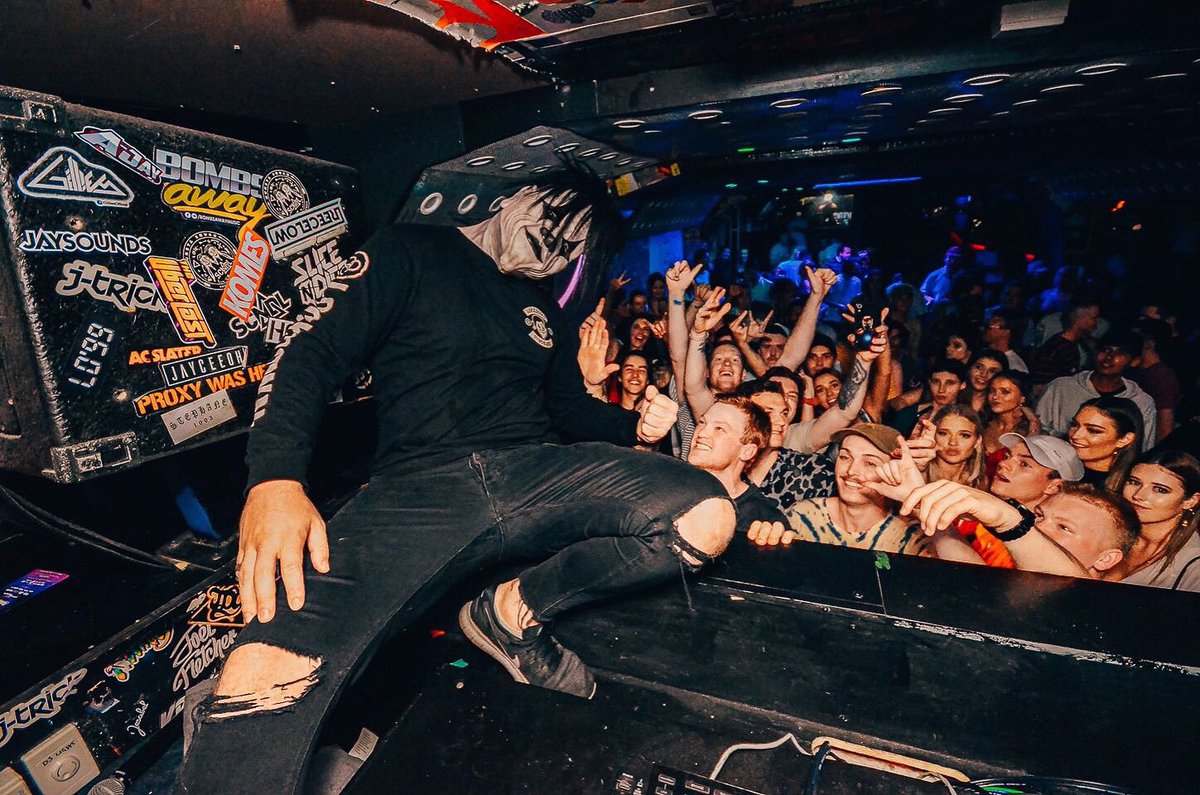 Paint me like one of your French girls 🖌🎨