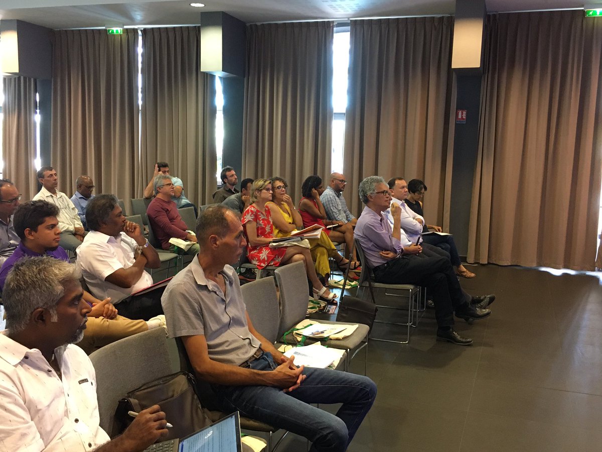 sidelec974's tweet photo. Bilan énergétique des 8 communes bénéficiaires du Conseil en Énergies Partagé présenté auprès des communes et des intercocommunalités. Objectif : efficacité énergétique optimale à maille départementale avec le SIDÉLEC et l’ADEME en présence d’EDF https://t.co/YCbrgmaSVO