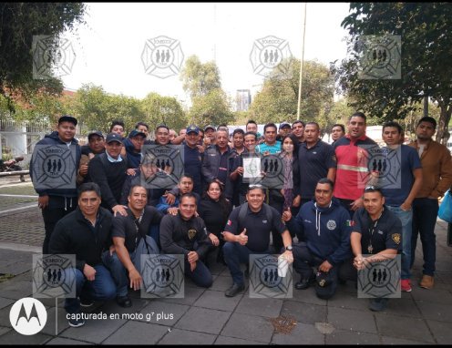 RDIBomberos's tweet photo. Gracias a todos los compañeros que siguen apoyando este proyecto  e invitamos a los demás compañeros a que se afilien a este sindicato.
Buena noche compañeros https://t.co/7ut38hPare