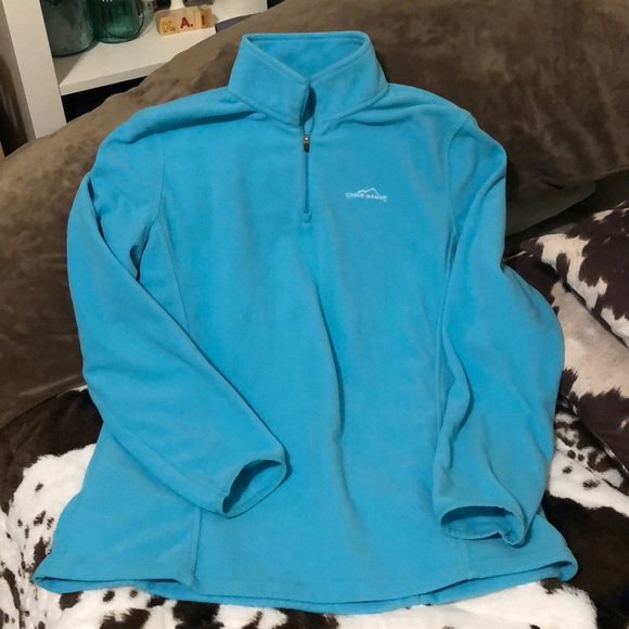 WhiteRaynard's tweet image. So good I had to share! Check out all the items I'm loving on @Poshmarkapp #poshmark #fashion #style #shopmycloset #eddiebauer: posh.mk/tkRSbbifm1