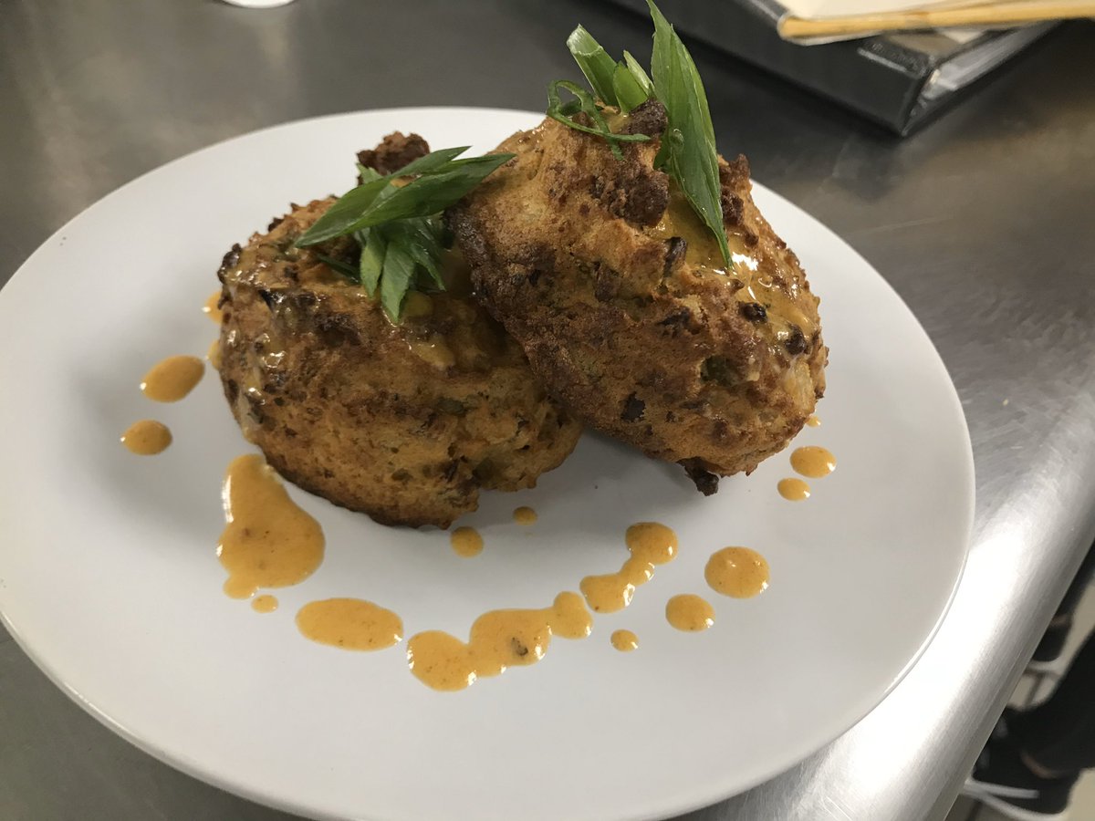 CulinaryQuick's tweet photo. Baked Cajun mashed potatoes ๐ฅ๐ฅmade during tonightโs @EGTechCollege @CulinaryQuick class. Want to learn to prepare restaurant-quality food & work in local restaurants? Next class starts Nov 18. Learn more https://t.co/ERYXJt0IDd #yummy #yummyfood #potatoes #potato #potatonight https://t.co/ZVdC7rS2yz