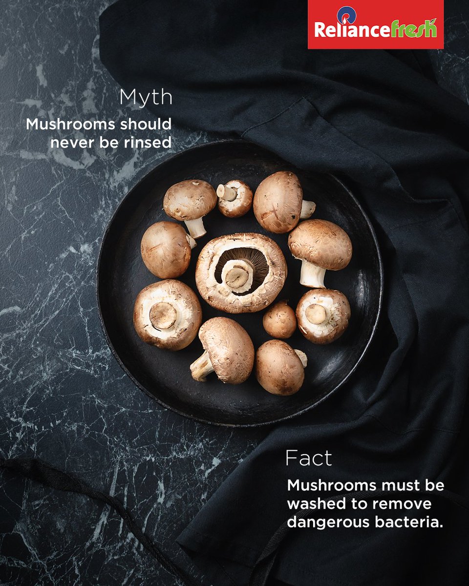 RelianceFreshIN's tweet photo. Rinsing mushrooms quickly in cold water allows them to retain their shape and flavor, and also eliminates unwanted bacteria. #FreshFact https://t.co/UWMzCOOdPg