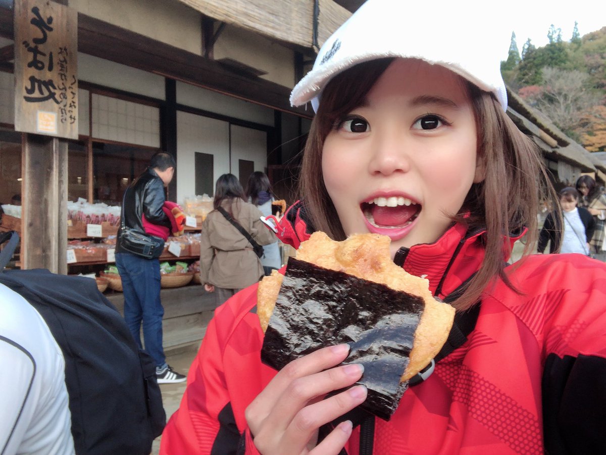 小鳥遊 レイラ Gsx250r ことりちゃん 今気づいたけど 口を大きく開けすぎたせいで銀歯が見えてて恥ずかしい ๑ ๑ 歯白くしたいなぁ