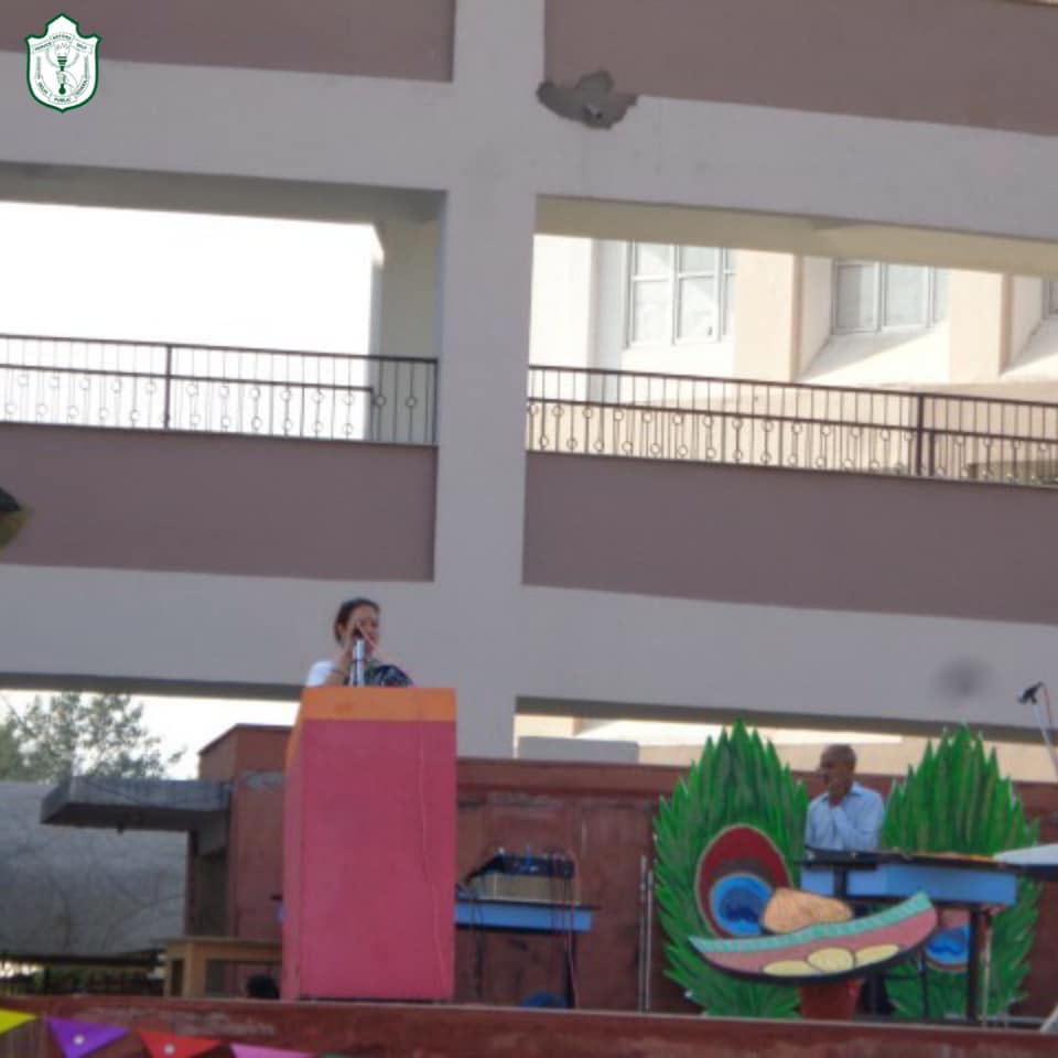 dpsgwalior's tweet photo. Special assembly was conducted by students to celebrate Diwali.
The motive of d assembly was celebrating Diwali &amp; spreading awareness to celebrate d #festival safely without crackers.
#DiwaliCelebrations #CrackerFree #SafeDiwali #Awareness #Rituals #DPSGwalior #Celebrations https://t.co/6XaaoF0O1v