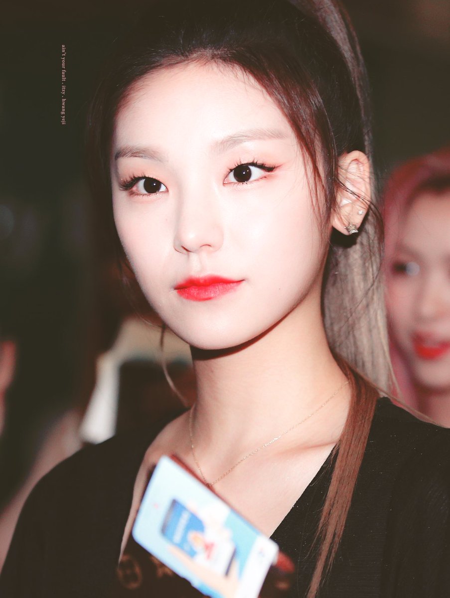 itzypicz's tweet image. Yeji ♡ 190817
 ©aintyourfault 
#Itzy #있지  ⥂ #yeji