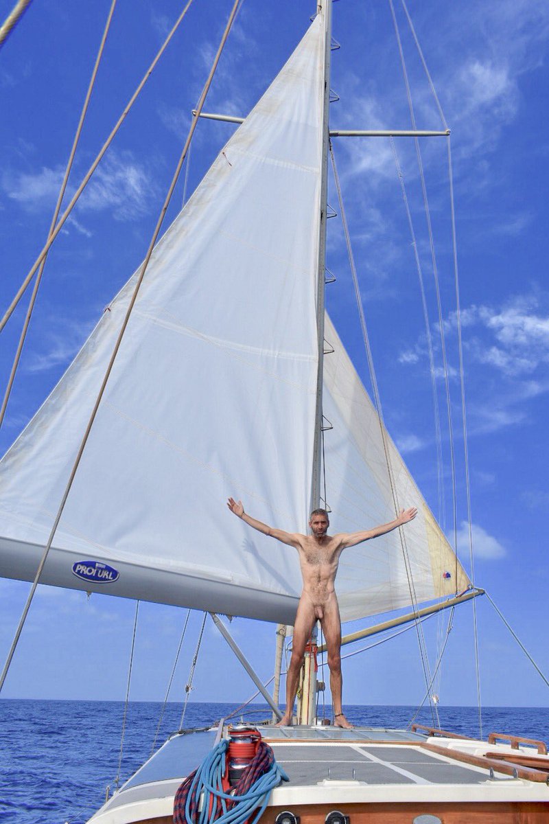 After 5 weeks in autumnal Britain we’re back on the boat and trying to decide where to head to for Christmas. Suggestions? #nude #naturism #naturist #nudism #nudist #naked #sailing #Caribbean #fkk #nu #nudismo #grenada #boat #yacht #benaked #nature #nakedinnature #sea
